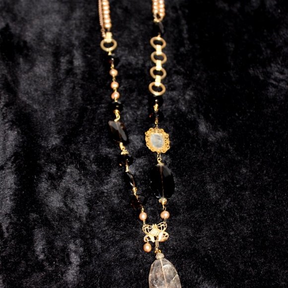 Carla Fox gold tone link statement necklace with gold tone and lucite look beads - Picture 11 of 14